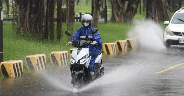 吳德榮:滯留鋒北移強對流威脅全台 防劇烈天氣