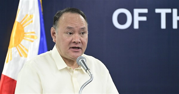 北京制裁菲律賓防長 馬尼拉:不友善行為損互信
