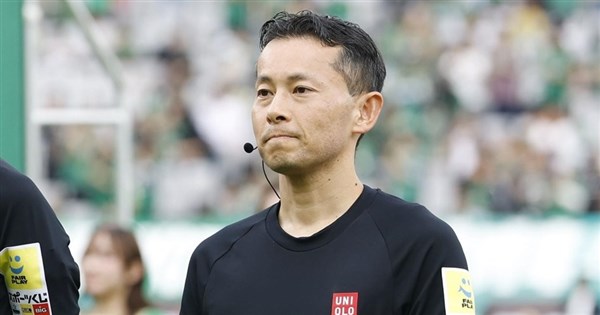 公務員がワールドカップ審判に 三原純平、唯一の日本副審として出場