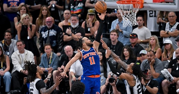 53年ぶりにNBA優勝！ブラウンソンが45得点でニックスを王座へ導く