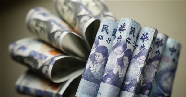 台積電等大案帶動 今年前5月對外投資大增133%