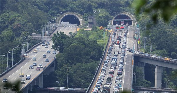 端午連假首日 高公局估國道10路段易塞