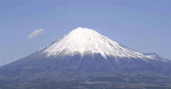 富士山開山倒數 山梨新設避難掩體因應火山噴發