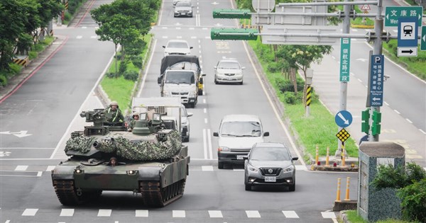 立即備戰操演 M1A2T首度參與、進駐戰術位置