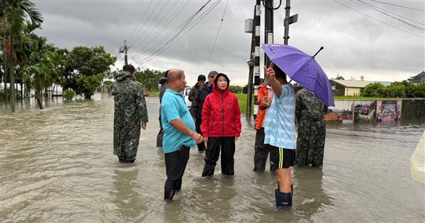 屏東雨量破500毫米 中部以北愈晚降雨愈明顯