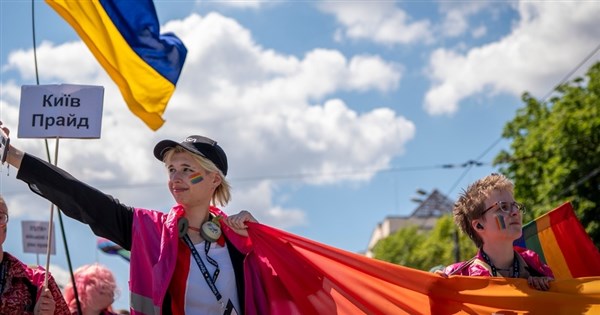 烏克蘭LGBTQ士兵抗俄同時爭平權 如雙線作戰腹背受敵