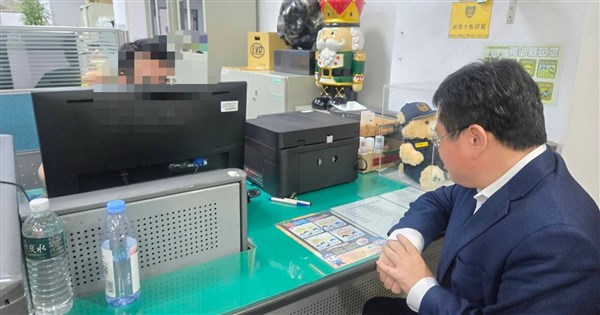 遭中國籍嫌犯攻擊 矢板明夫:絕不退縮、續為台發聲