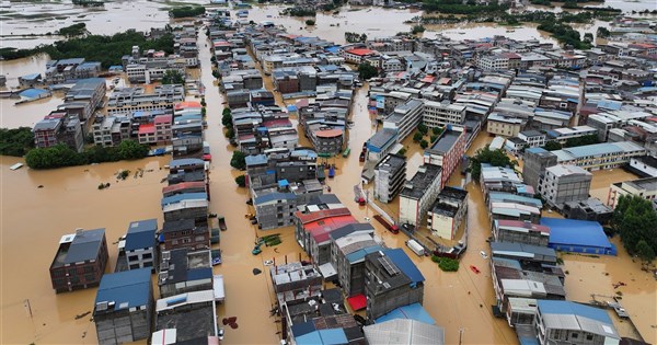 連日大雨廣西南寧市六藍水庫決堤 迄今致2死5.5萬人受災
