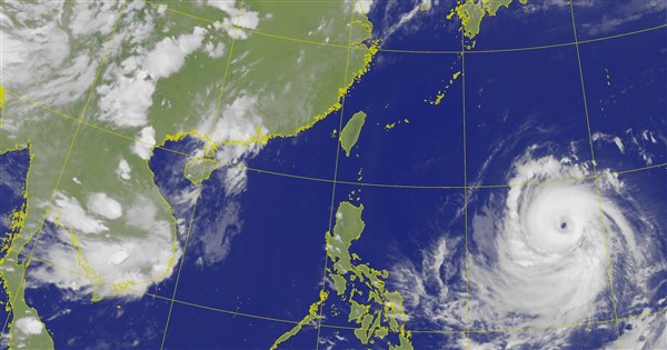 颱風巴威估9日海陸警齊發 10日傍晚暴風圈觸陸