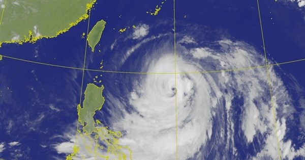 颱風巴威來襲 吳德榮:11日風狂雨驟、東北角防毀滅性強風