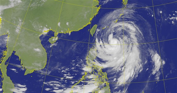 颱風巴威海陸警齊發 白天北部雨勢轉強