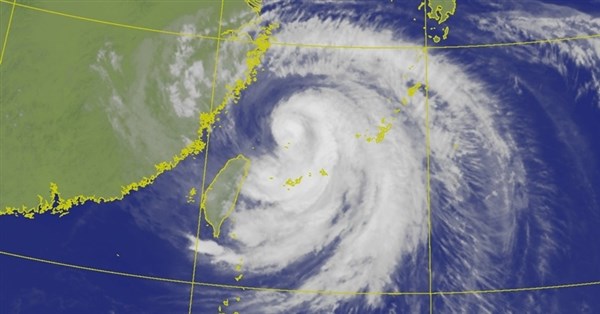 颱風巴威傍晚前影響最劇 解除海陸警最快12日清晨