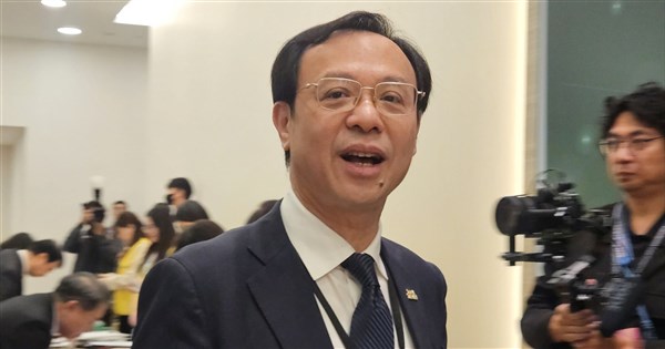 防堵食安漏洞 衛福部擬重罰隱匿、導入專業獨董