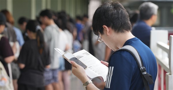 分科測験物理、過去5年で最も難しく 計算問題が8割で時間内に解けない可能性