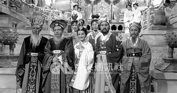 開箱老照片》台灣影史經典之作 李翰祥「西施」動員11萬人次