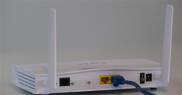 中國製Zbtlink路由器藏後門 全球10萬台恐受影響