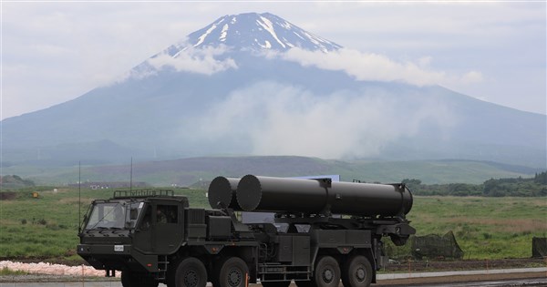 日本防衛預算有望創新高 擬編列8.9兆日圓