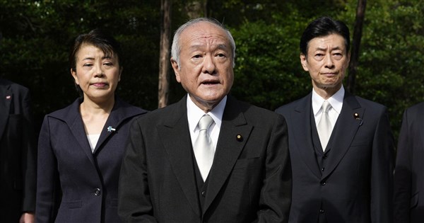 日本4閣員參拜靖國神社 自民黨高層罕見集體現身