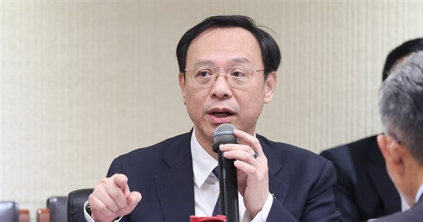 石崇良:不知專家會前與中聯餐敘 可修法凸顯利益迴避