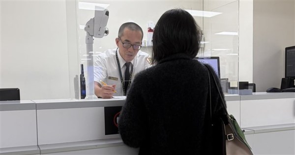 中國人以探親來台7件不符目的 松山機場攔阻遣返