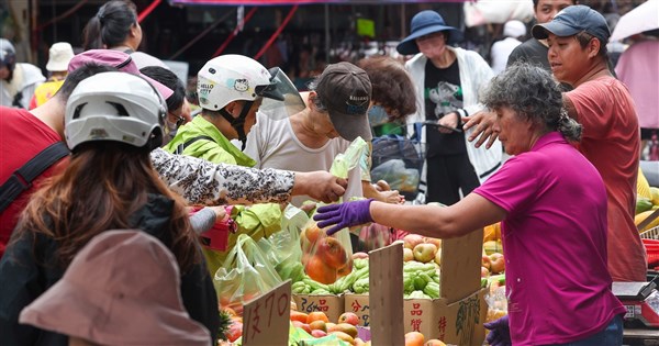 7月景氣燈號連8紅 國發會：經濟成長動能穩健