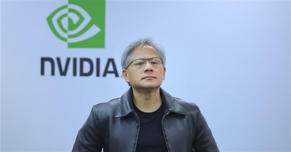 輝達財報推高股價 黃仁勳登世界第6大富豪超越祖克柏