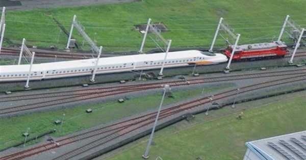 高鐵首組新車完成組裝展開靜態測試 拚2027年7月載客