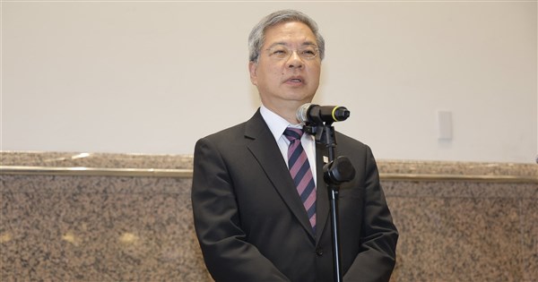 台廠赴美投資升溫 經長:近3月額外追加200億美元 台廠赴美投資升溫 經長:近3月額外追加200億美元
