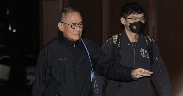 高金素梅助理張俊傑涉貪 破壞電子手鐶逃匿遭通緝