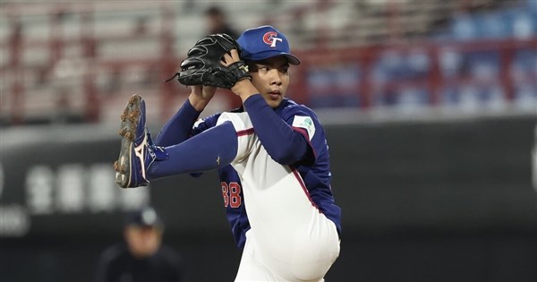U18亞青台灣單局攻14分 投手群賞泰國9K搶勝