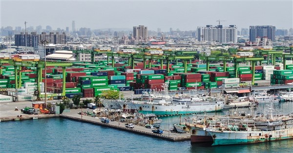 財政部:下半年外銷有信心 第3、4季出口創高十拿九穩