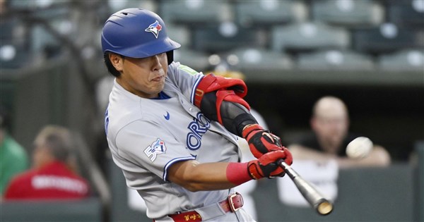 岡本和真MLB新人球季敲出30轟 日本球員新紀錄 岡本和真MLB新人球季敲出30轟 日本球員新紀錄