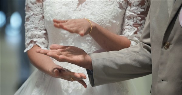 人口對策新措施 勞動部將宣告婚假8天增為14天