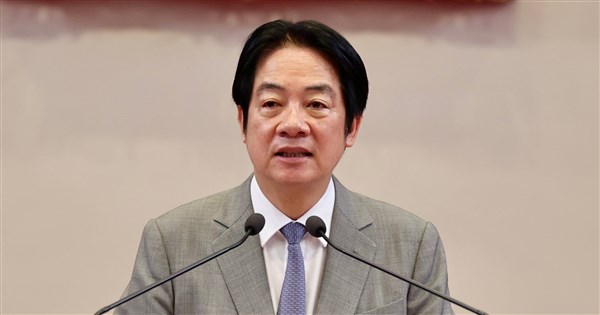 賴總統公布今年度總預算　批示人事費不宜刪凍