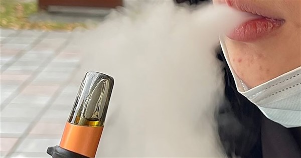 財部:違法攜帶電子煙入境 將加重處罰 財部:違法攜帶電子煙入境 將加重處罰