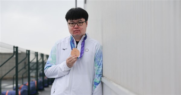 台大高材生郭子昂亞運電競奪銅　盼世界知道台灣實力
