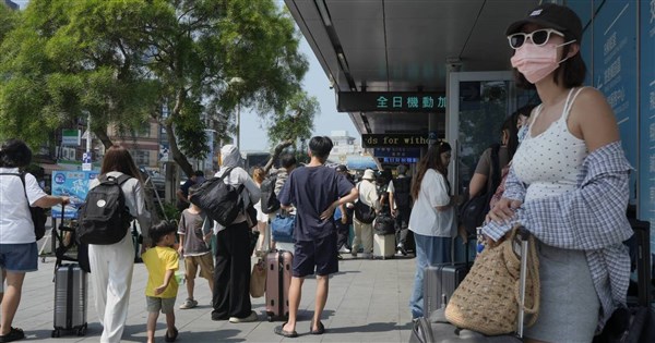 中秋連假第2天各地多雲到晴 台南南投屏東防36度高溫