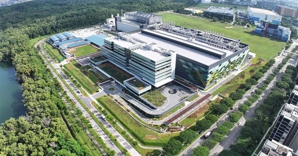 世界先進新加坡廠啟用 新增產能售罄、評估建第2座廠