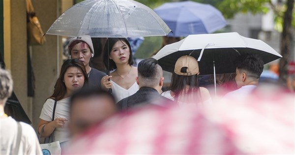 10月起連2波東北季風 迎風面轉雨降溫