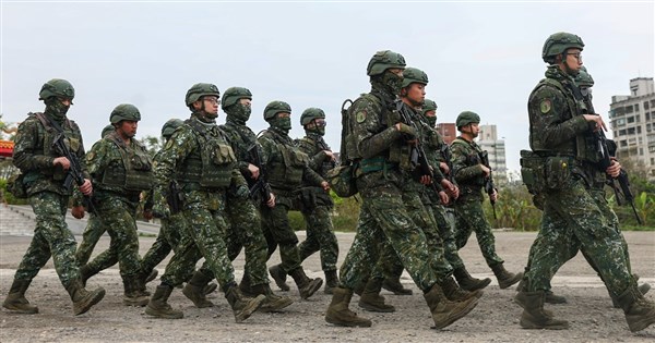 政院:強化調升軍公教待遇 114年迄今投入995億 政院:強化調升軍公教待遇 114年迄今投入995億