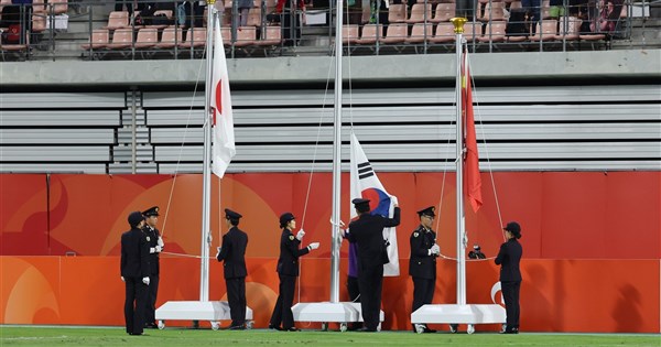 亞運男足南韓4連霸 頒獎典禮爆升旗失誤挨批