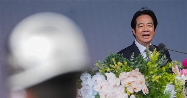 賴總統:政黨競爭不應分割台灣 選舉拒威脅利誘