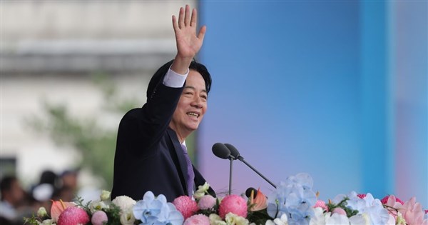 賴總統:台灣不能只有護國神山 要打造護國群山