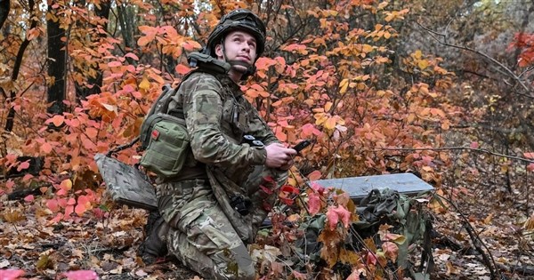 烏克蘭軍用版星鏈服務受限 川普否認下令限縮 烏克蘭軍用版星鏈服務受限 川普否認下令限縮