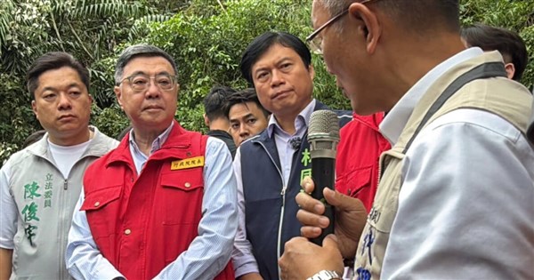 早安世界》卓榮泰宜蘭勘災 要求農損補助從優從速從寬3天核撥