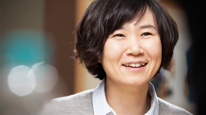 人物》當社會答錯問題，我用小說重新拆解：專訪《薩哈公寓》作者趙南柱