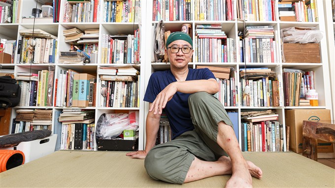 從書店櫥窗、跳蚤市場到獨家字庫 黃子欽直探一本書的靈魂