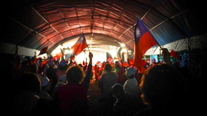 鏡頭裡外的政治人物