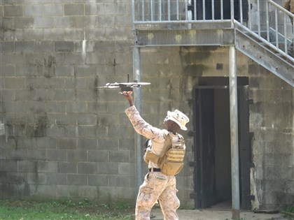 直擊美軍陸戰隊城鎮作戰訓練 煙霧中激烈交戰、操作無人機為基本