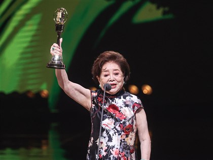 陳淑芳獲金鐘特別貢獻獎 喊話演到不能演、退居幕後也要傳承